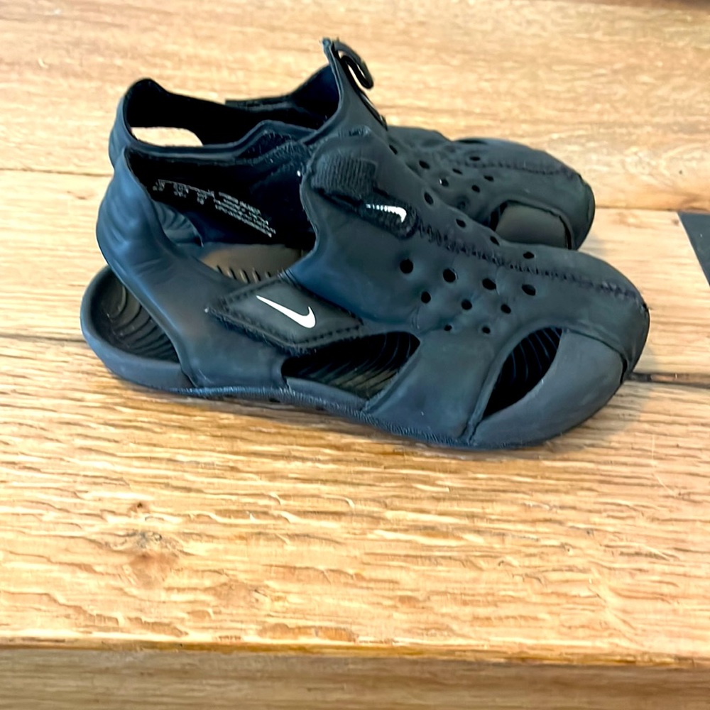 Nike swim shoes